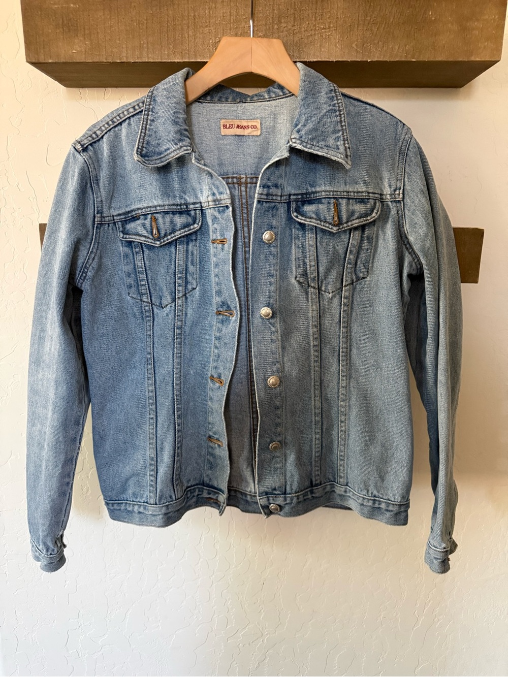 Bleu Jeans Co|VINTAGE Denim jacket in Light wash,closet staple•••Size XS/Small